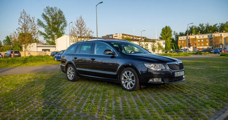 samochody osobowe Skoda Superb cena 29900 przebieg: 280000, rok produkcji 2010 z Opole